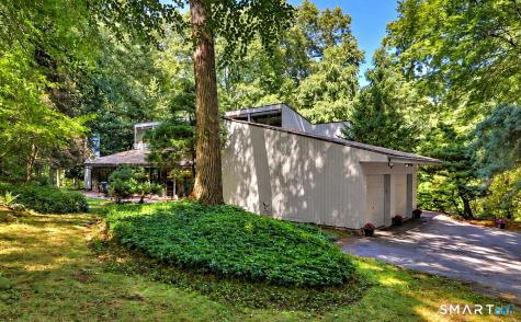 28 Nettleton Drive Woodbridge CT 06525