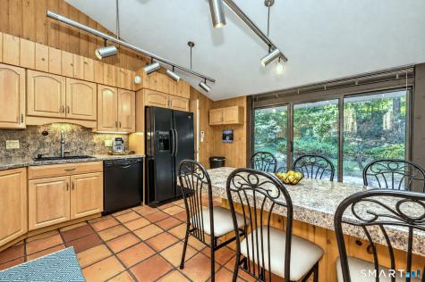 28 Nettleton Drive Woodbridge CT 06525