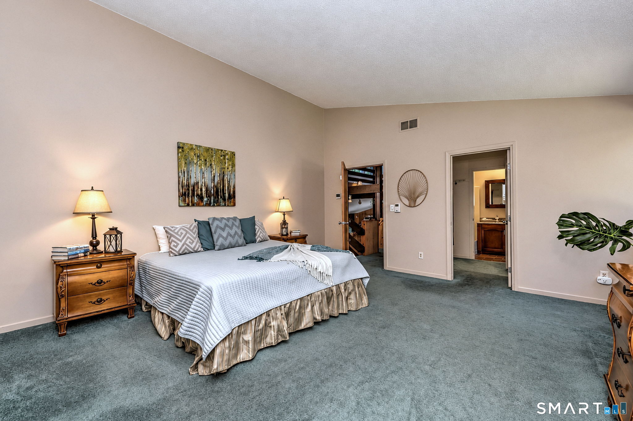 28 Nettleton Drive Woodbridge CT 06525