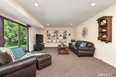 28 Nettleton Drive Woodbridge CT 06525