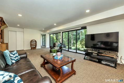 28 Nettleton Drive Woodbridge CT 06525