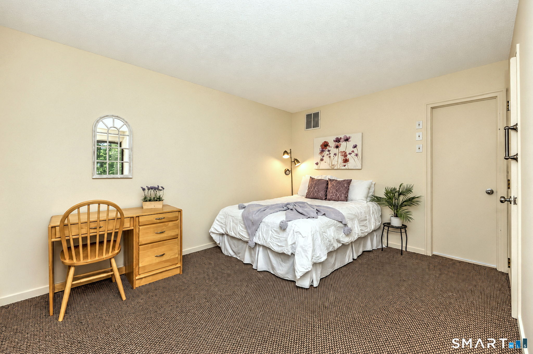28 Nettleton Drive Woodbridge CT 06525