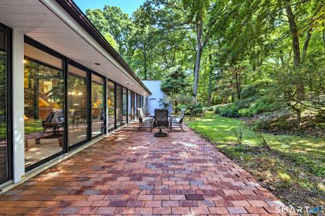 28 Nettleton Drive Woodbridge CT 06525