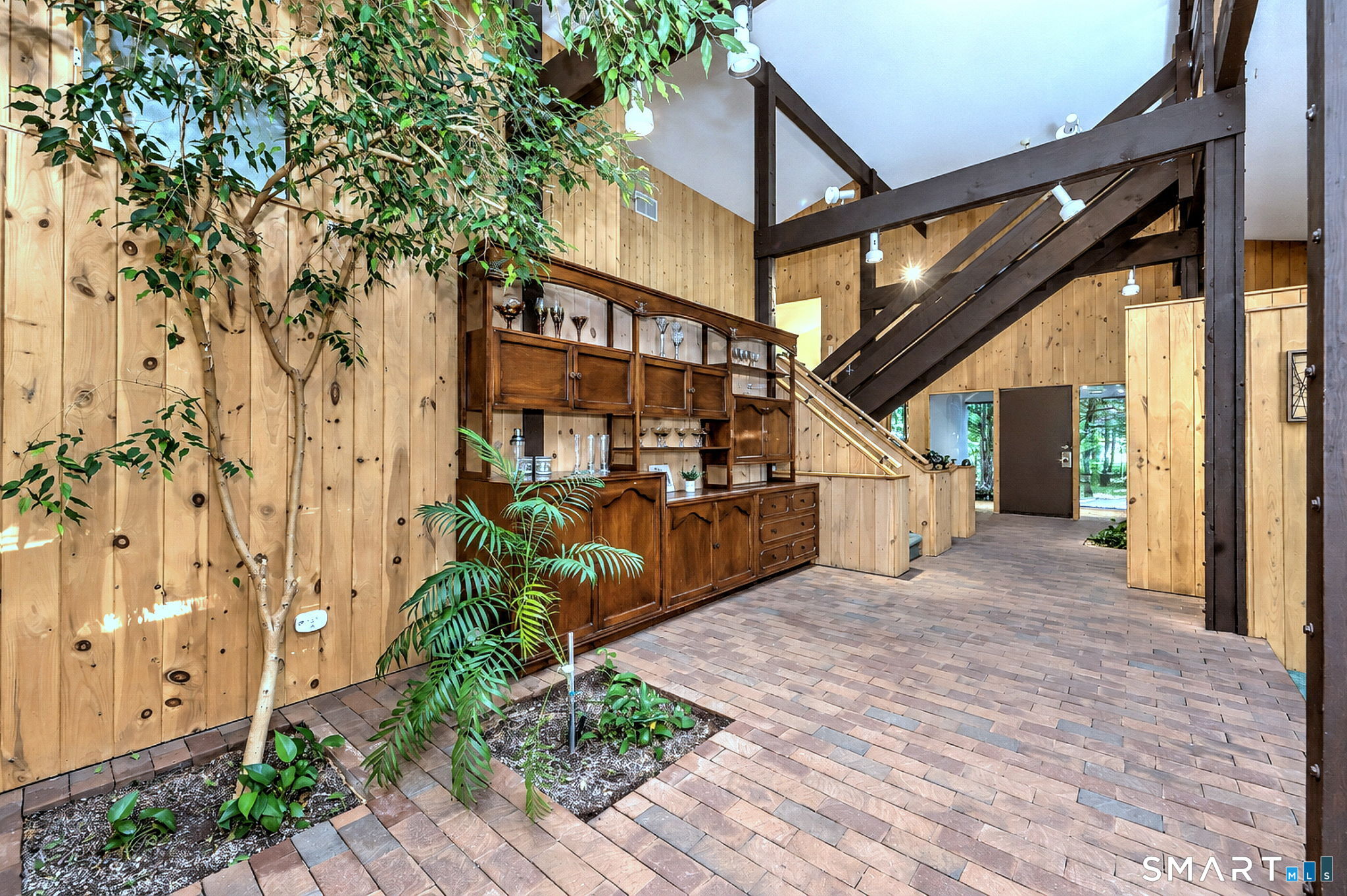 28 Nettleton Drive Woodbridge CT 06525
