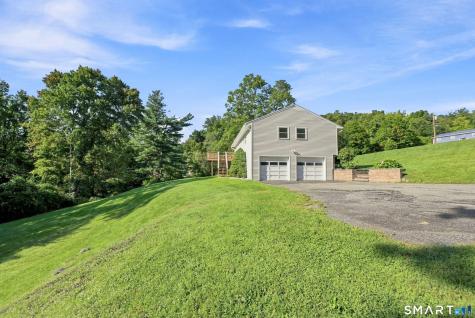 3 Holly Lane Brookfield CT 06804