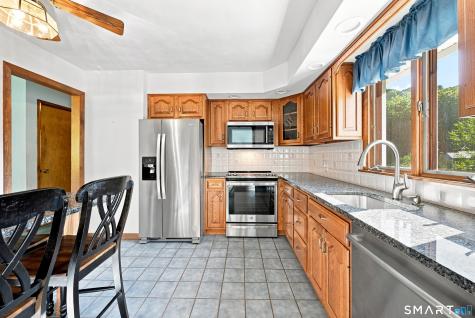 3 Holly Lane Brookfield CT 06804