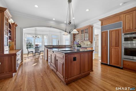 134 River Road Essex CT 06426