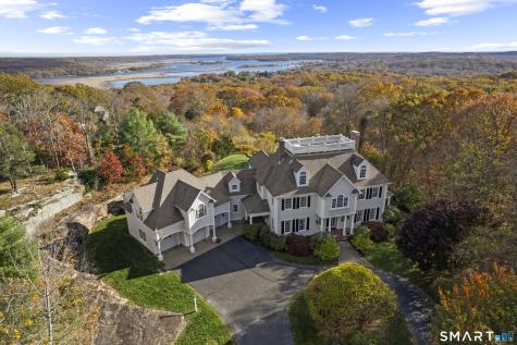 134 River Road Essex CT 06426