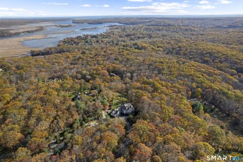 134 River Road Essex CT 06426