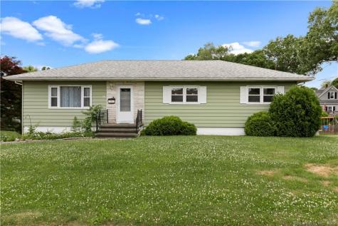 18 Wentworth Street Milford CT 06461