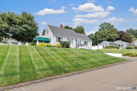321 Bridgeview Place Stratford CT 06614