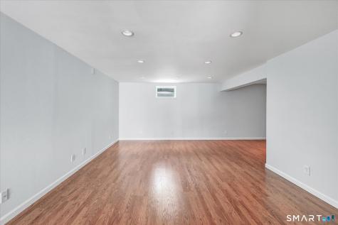 321 Bridgeview Place Stratford CT 06614