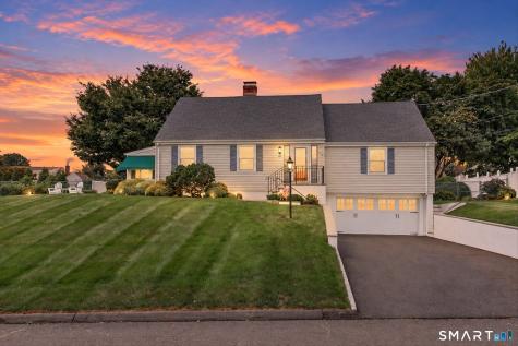 321 Bridgeview Place Stratford CT 06614
