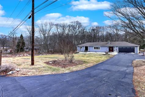 4 Burma Road Woodbridge CT 06525