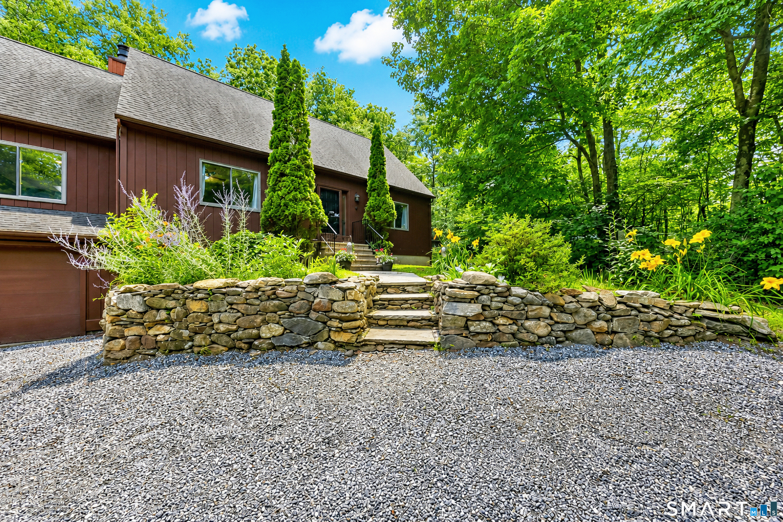 67 Woodcutters Drive Bethany CT 06524