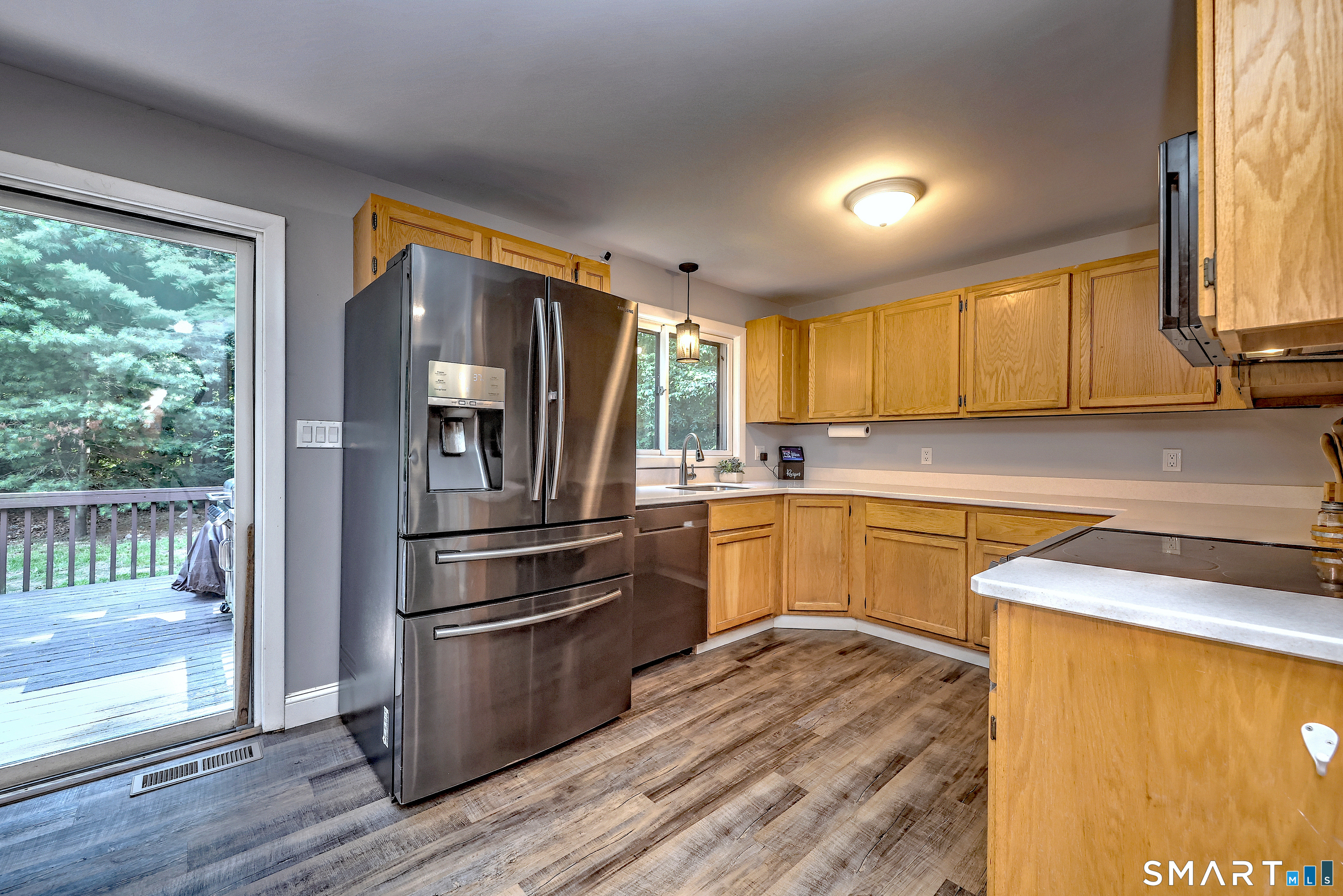 67 Woodcutters Drive Bethany CT 06524