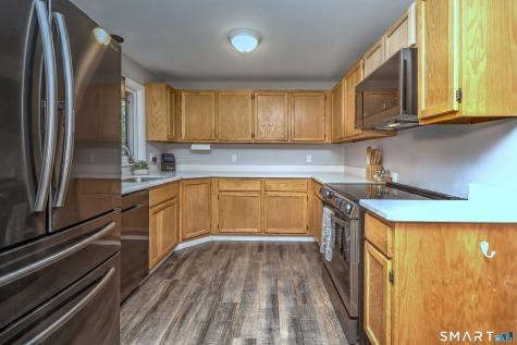 67 Woodcutters Drive Bethany CT 06524
