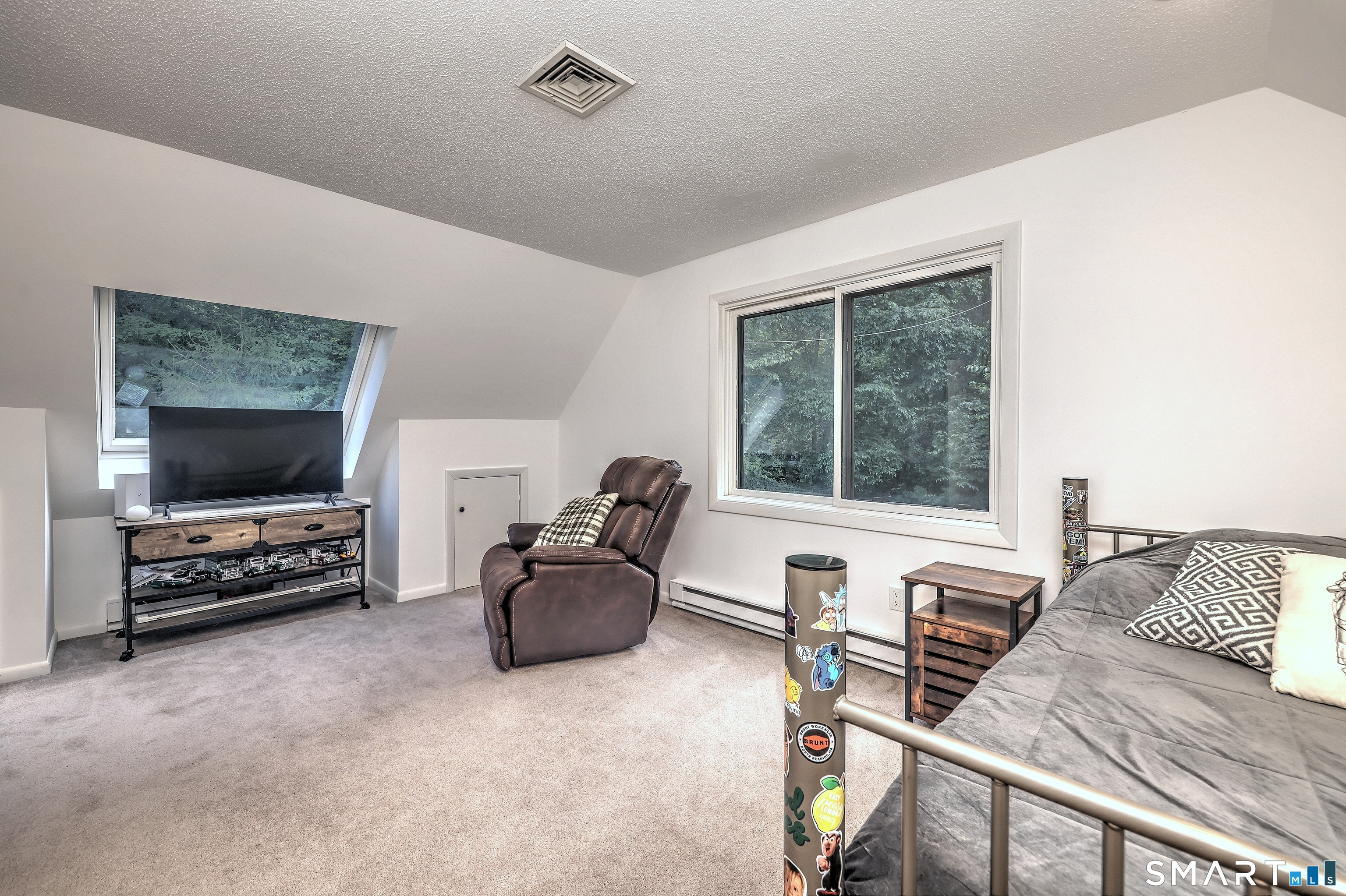 67 Woodcutters Drive Bethany CT 06524