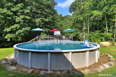 67 Woodcutters Drive Bethany CT 06524