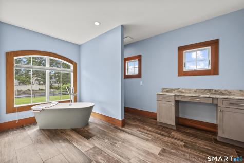 84 Killingworth Turnpike Clinton CT 06413