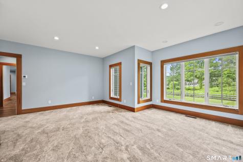 84 Killingworth Turnpike Clinton CT 06413