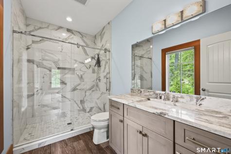 84 Killingworth Turnpike Clinton CT 06413