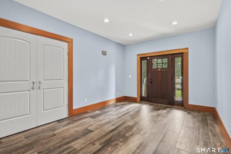 84 Killingworth Turnpike Clinton CT 06413