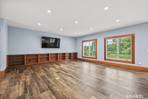84 Killingworth Turnpike Clinton CT 06413