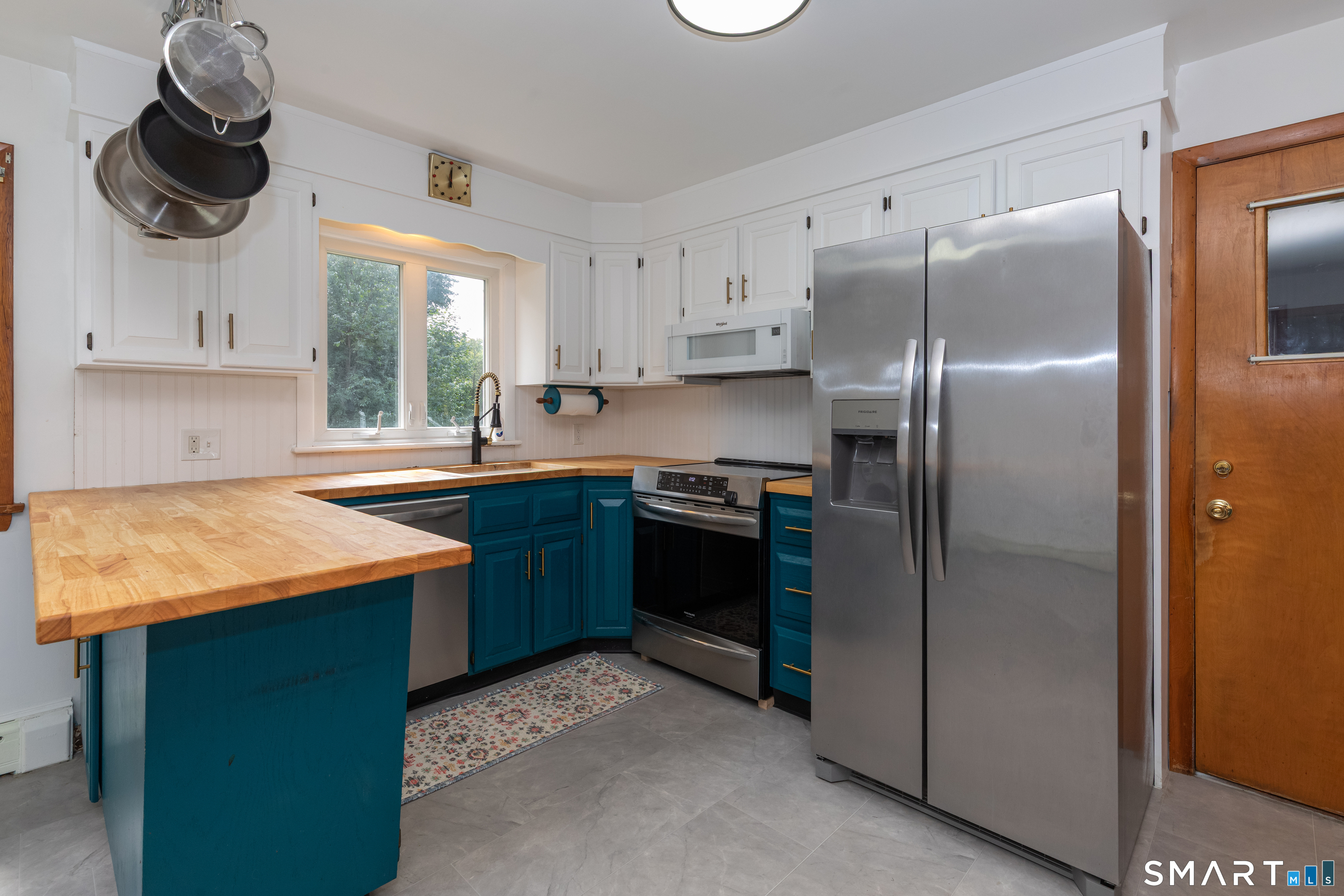 421 Como Avenue Waterbury CT 06708