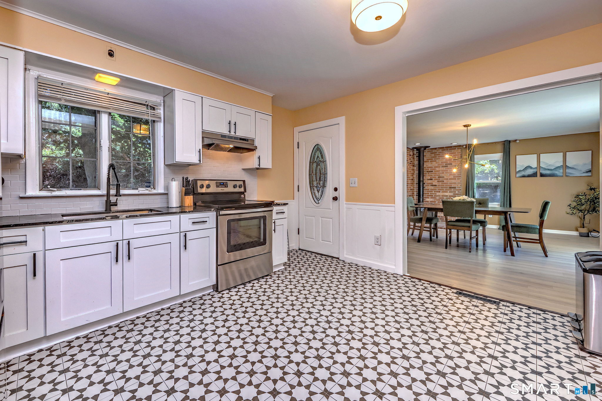 69 Bassett Road North Haven CT 06473