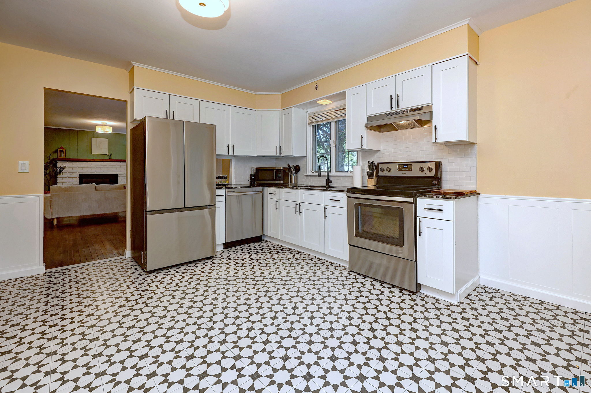 69 Bassett Road North Haven CT 06473