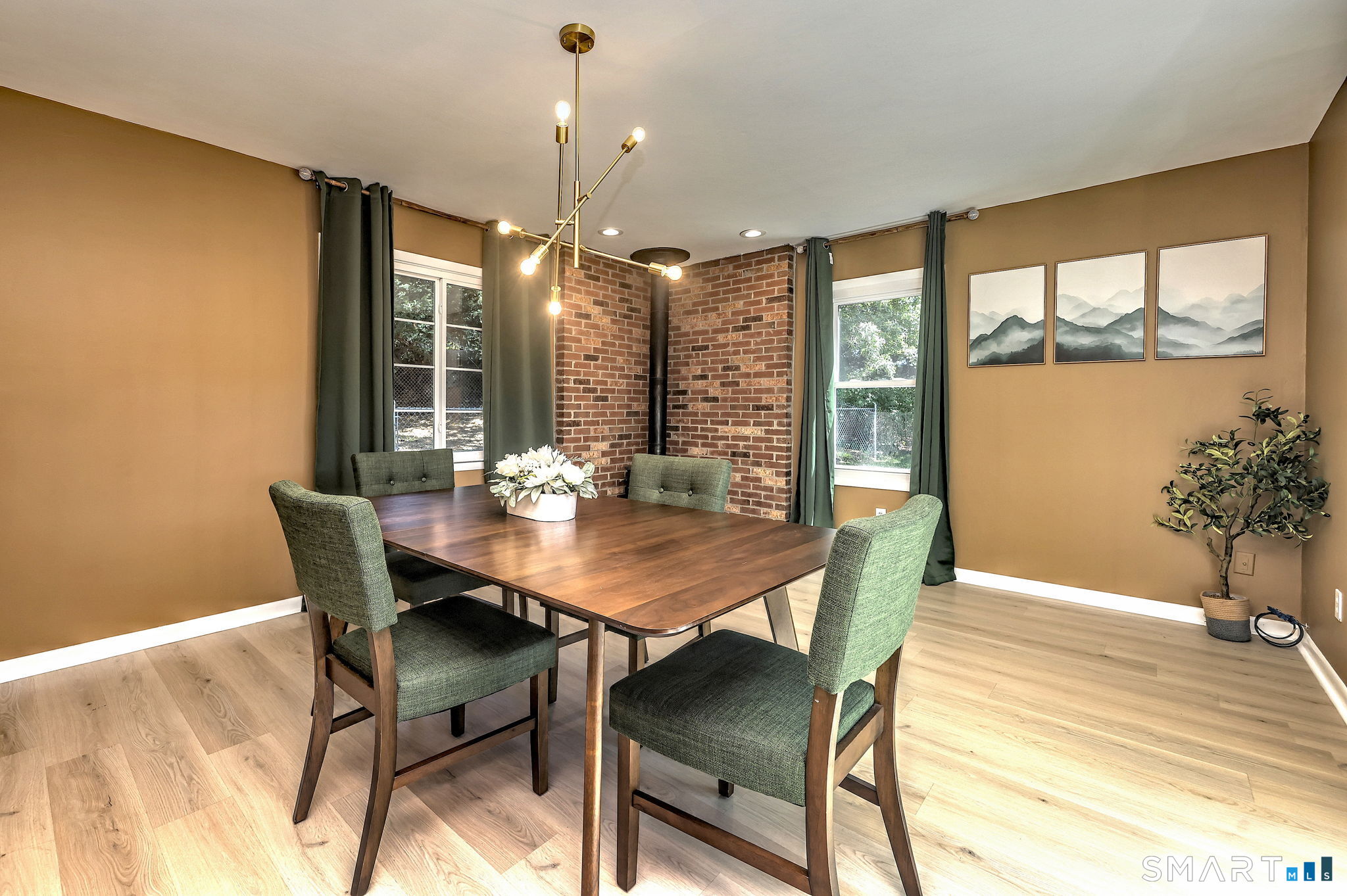 69 Bassett Road North Haven CT 06473