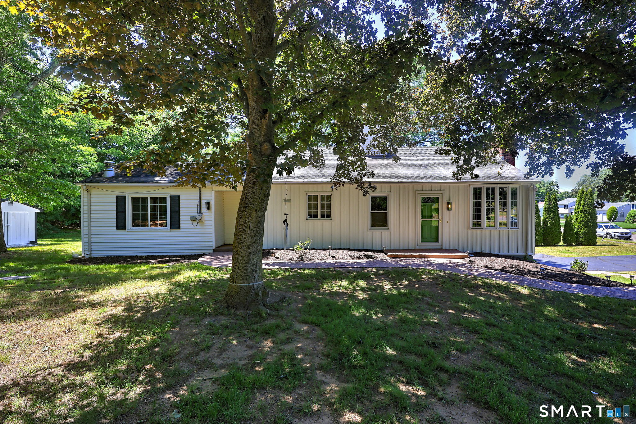 69 Bassett Road North Haven CT 06473