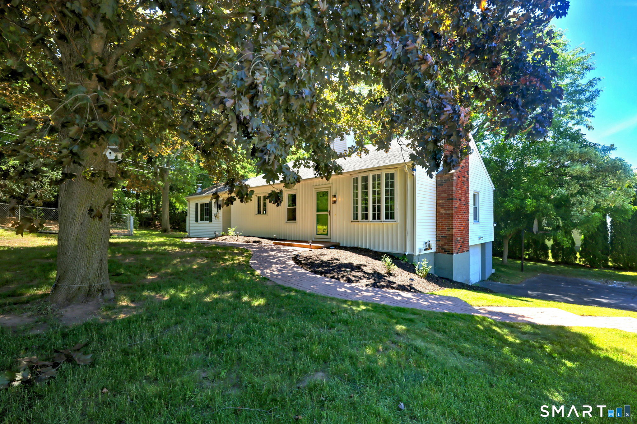 69 Bassett Road North Haven CT 06473