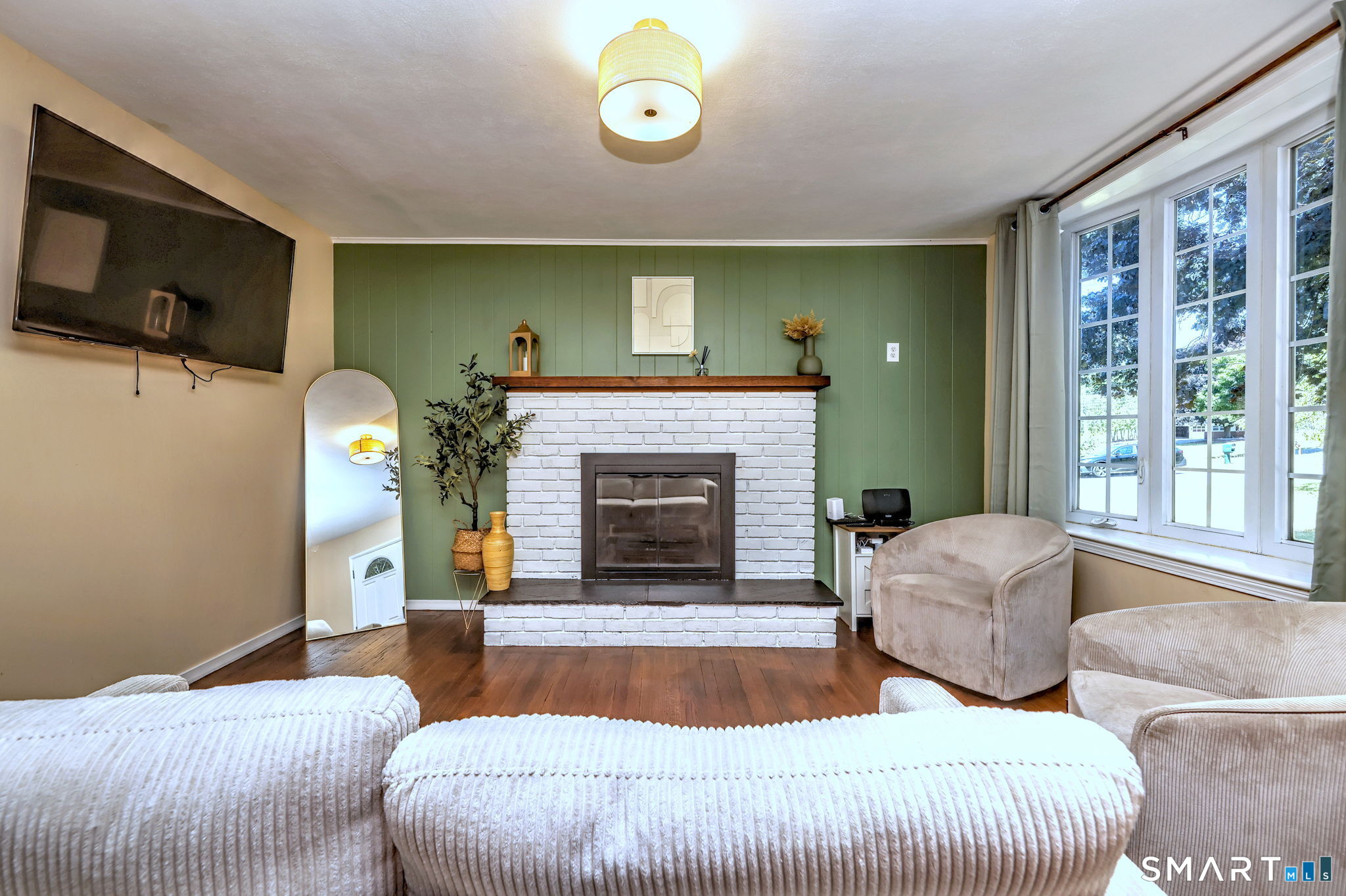 69 Bassett Road North Haven CT 06473