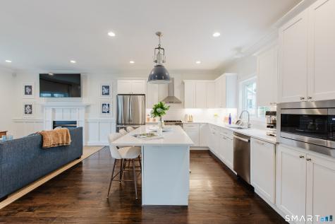 18 Charles Street Darien CT 06820