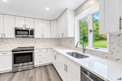 155 Tripp Hollow Road Brooklyn CT 06234