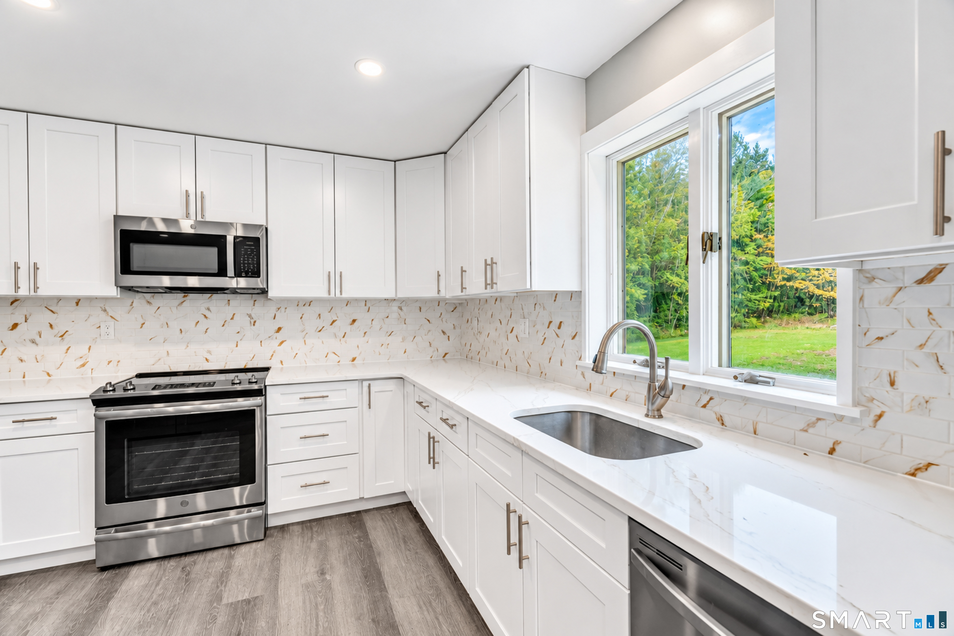 155 Tripp Hollow Road Brooklyn CT 06234