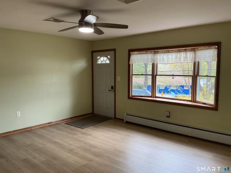 91 Beacon Manor Road Naugatuck CT 06770