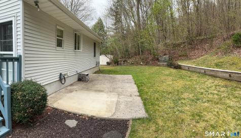 91 Beacon Manor Road Naugatuck CT 06770
