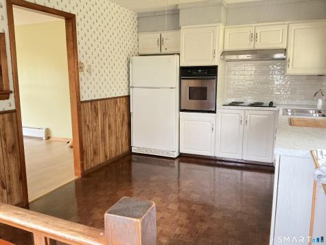 91 Beacon Manor Road Naugatuck CT 06770