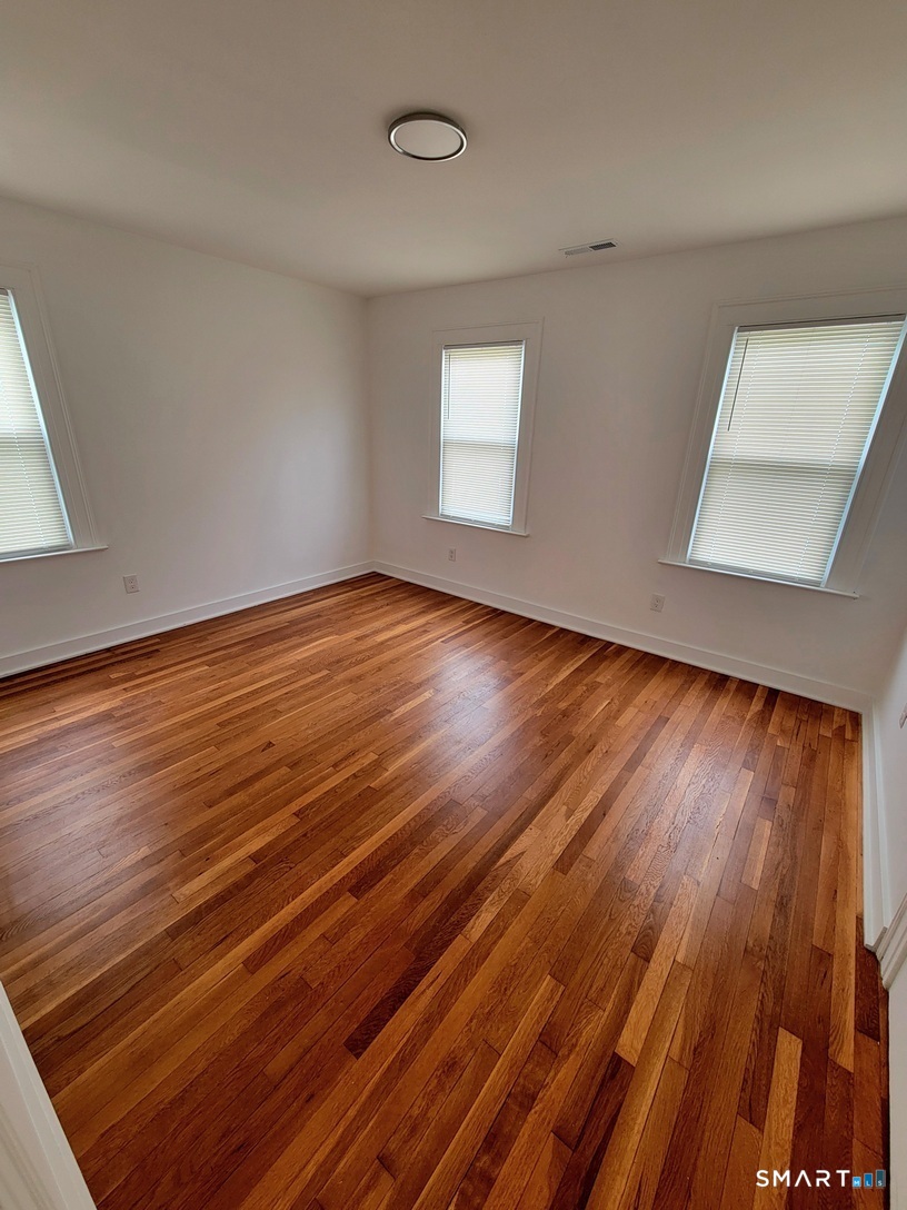 82 Helen Street Hamden CT 06514