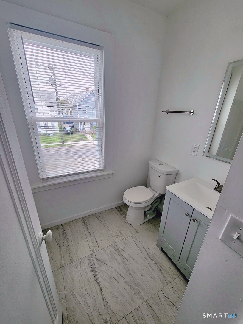 82 Helen Street Hamden CT 06514