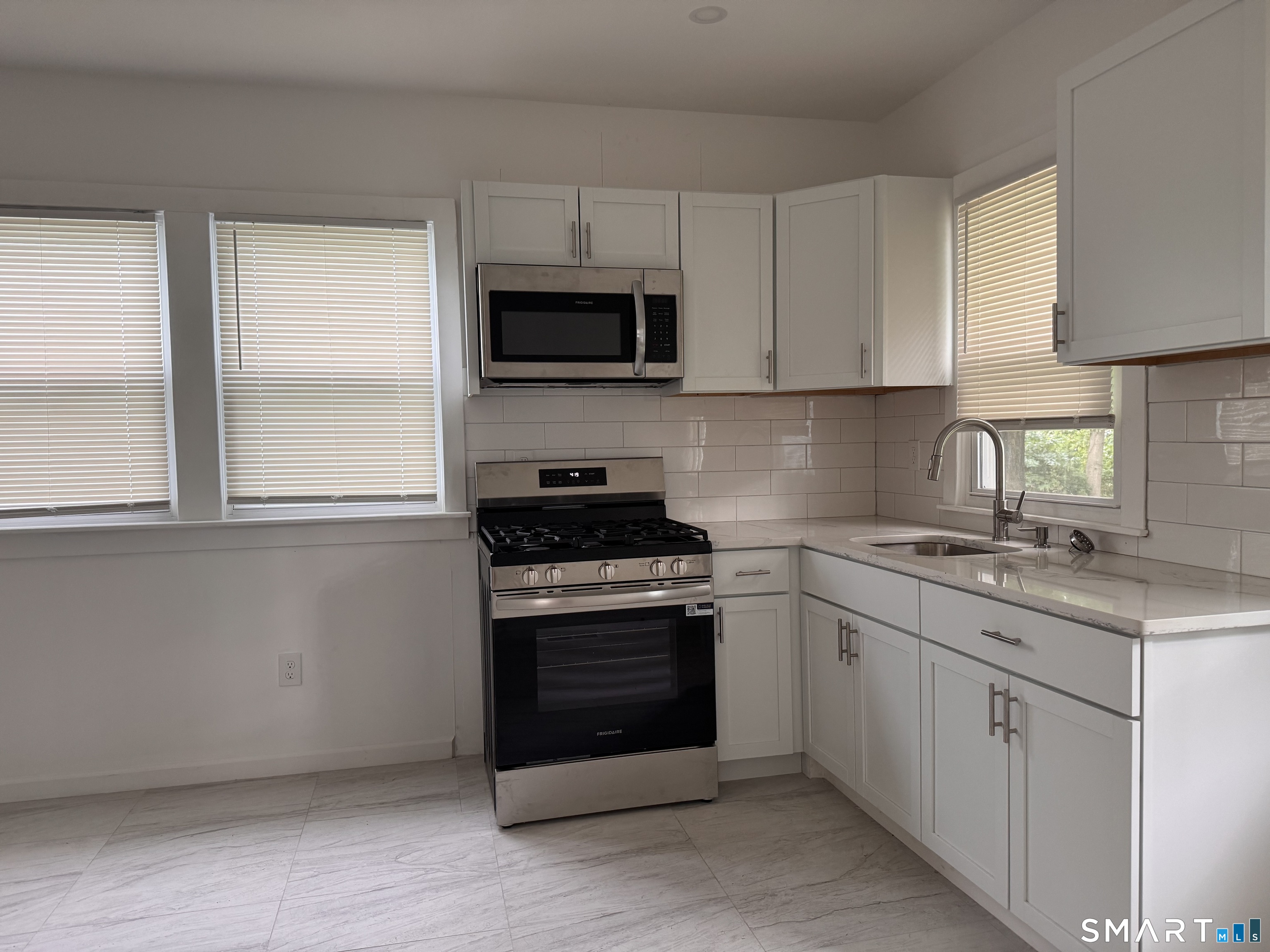 82 Helen Street Hamden CT 06514