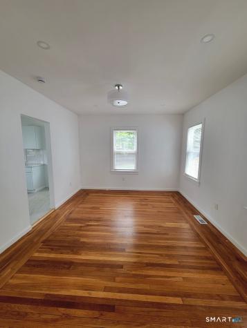 82 Helen Street Hamden CT 06514