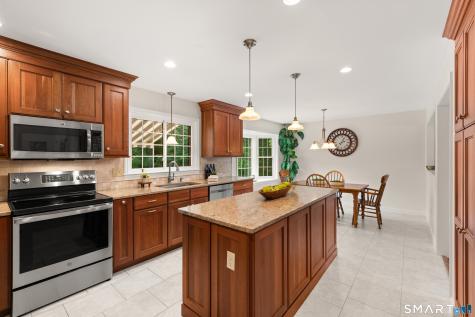 38 Clearview Drive Newtown CT 06482