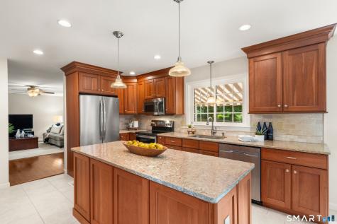 38 Clearview Drive Newtown CT 06482