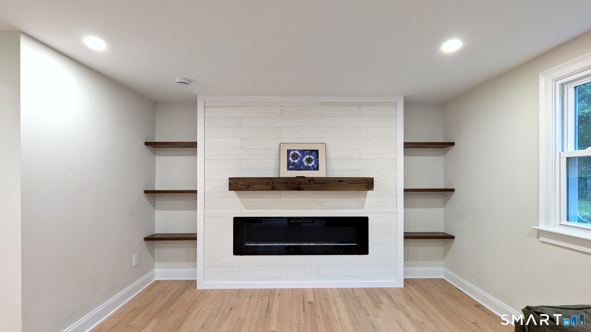 59 Noank Ledyard Road Groton CT 06355