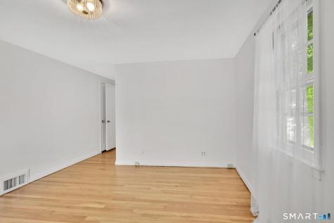41 Sequin Road West Hartford CT 06117
