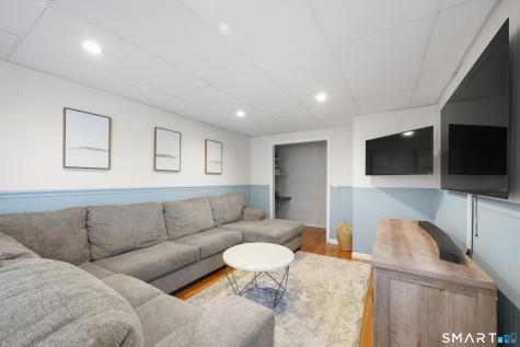 24 Heather Lane Norwalk CT 06851